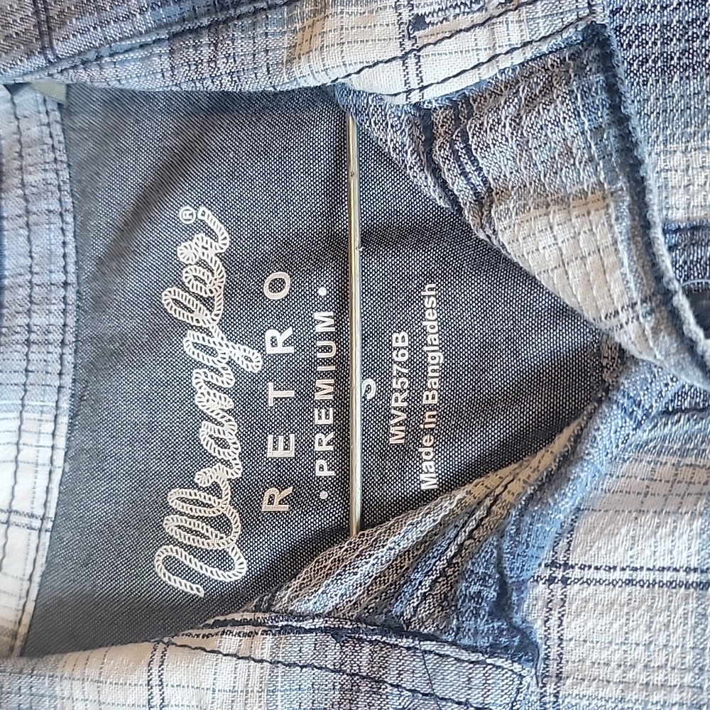 Mens wrangler retro button up shirt size S - Picture 2 of 3